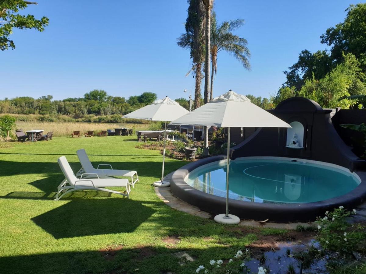 Le Must Residence Upington Exteriér fotografie